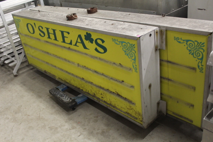 lot 40 image: Lighted Signs - 1 sided