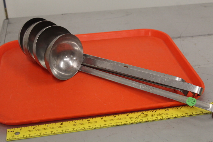 lot 97 image: 8 Ounce Ladles