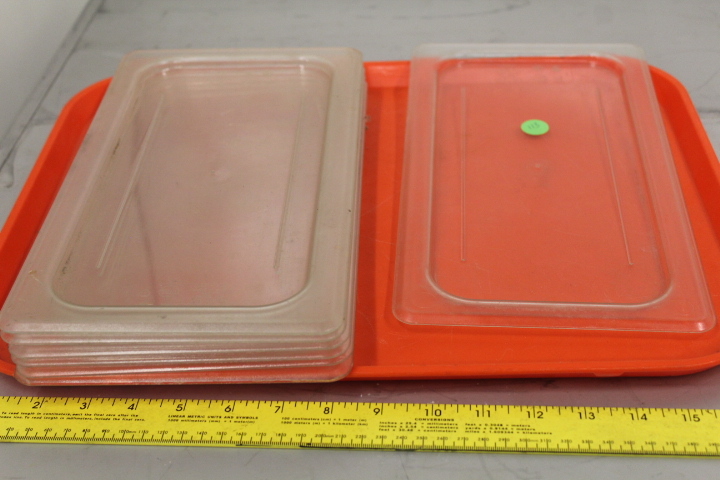 lot 113 image: 13 size lid Lot