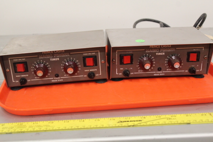 lot 121 image: Fryer timers