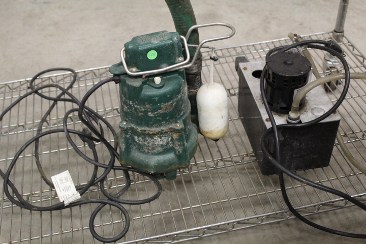 lot 128 image: Pump Lot