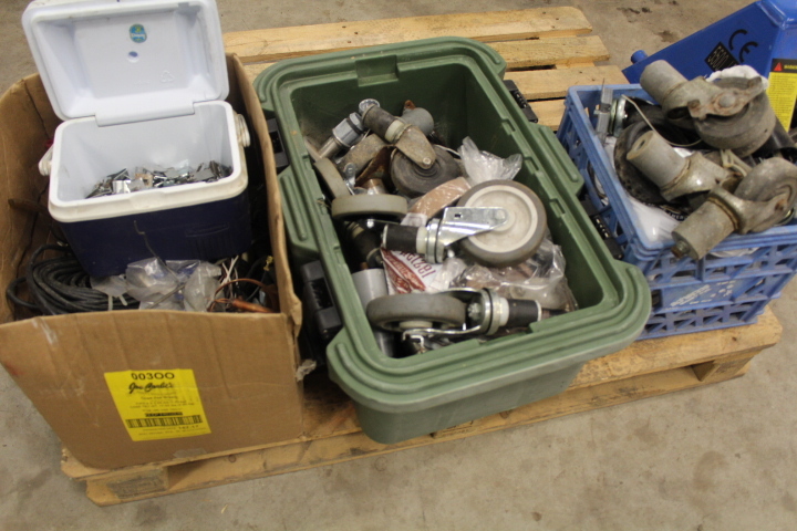 lot 136 image: Parts Lot