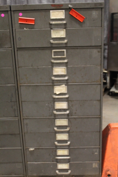 lot 145 image: 10 drawer cabinet