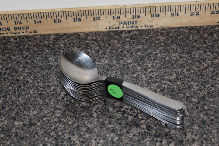 lot 37 image: Soup spoons