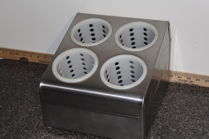 lot 40 image: Silverware container  caddy