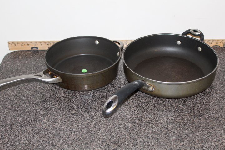 lot 64 image: Skillets