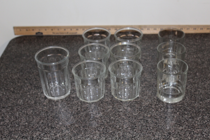 lot 68 image: glassware