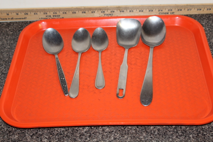 lot 97 image: Serving spoon lot