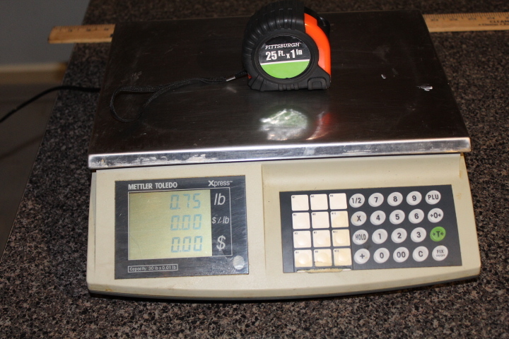 lot 121 image: Deli Scale