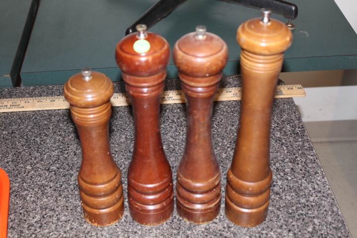 lot 132 image: pepper mills