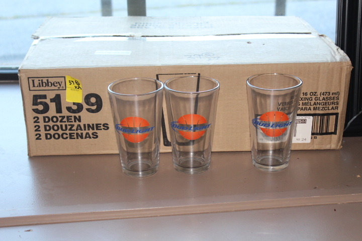 lot 39 image: Bud Light March Madness glasses