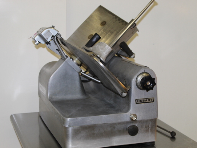 lot 32 image: Hobart Slicer