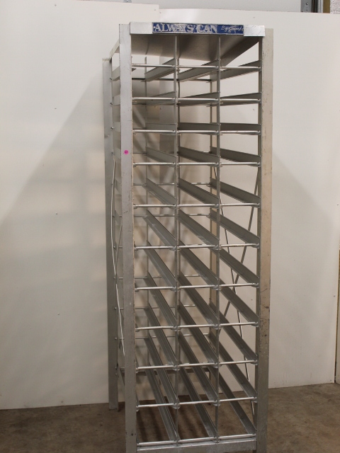 lot 38 image: Can Rack