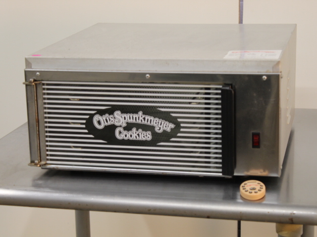 lot 46 image: Cookie Conventional Oven