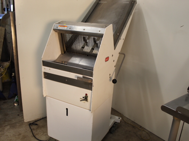 lot 61 image: Berkel Gravity Feed Bread Slicer