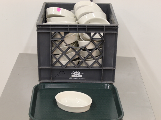 lot 98 image: Baking Dishes