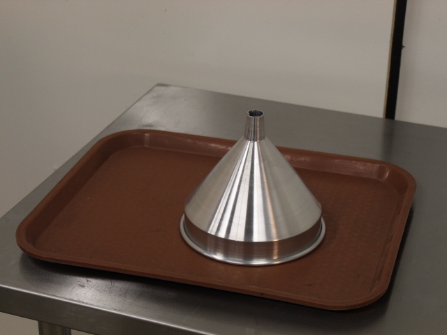 lot 111 image: 7 Aluminum Funnel - New