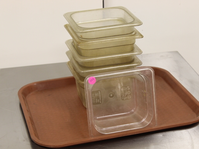 lot 124 image: 16 Size Insert Pans