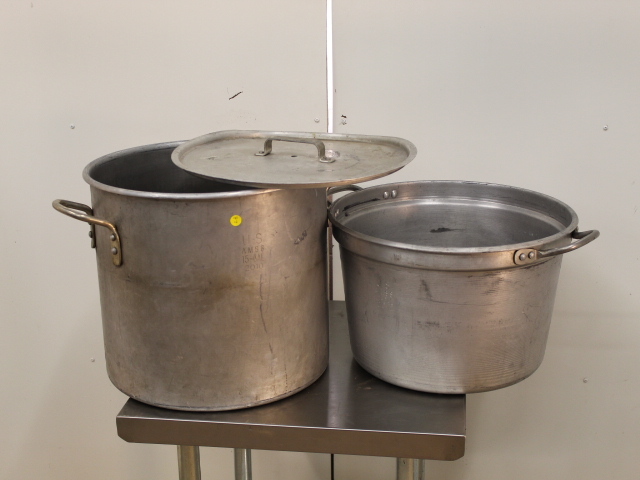 lot 143 image: Stainless Stock Pots