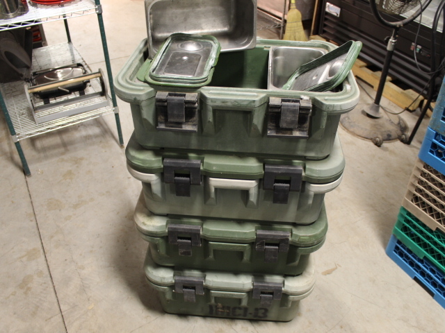 lot 146 image: Food Catering Boxes