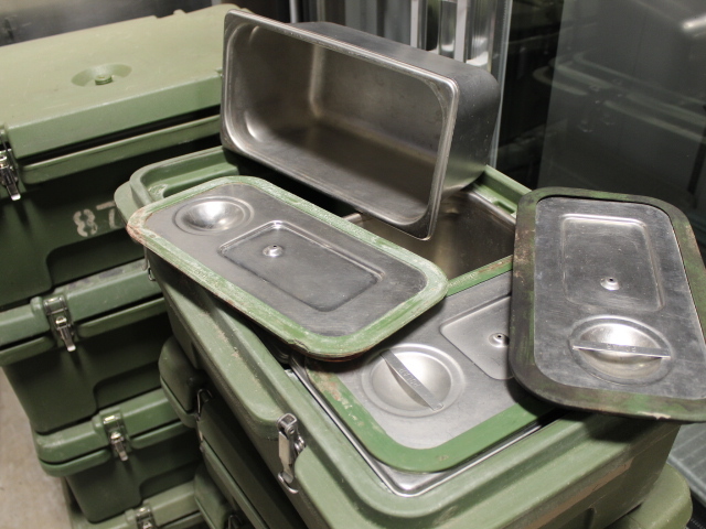 lot 149 image: Food Catering Boxes