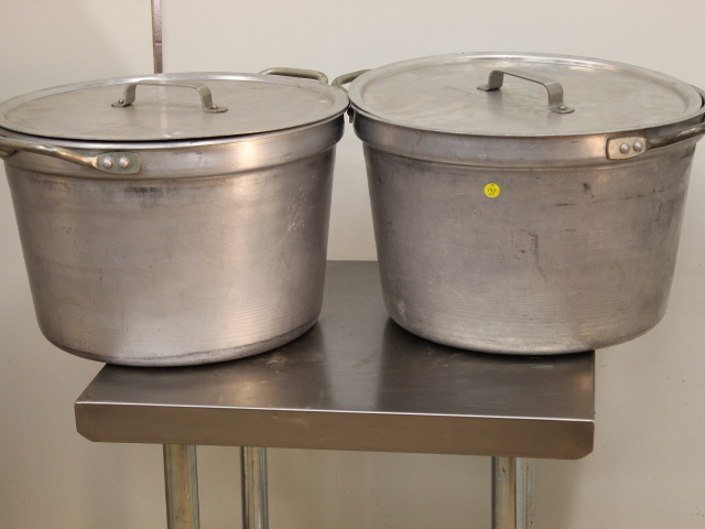 lot 147 image: Stainless Stock Pots