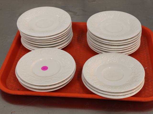 lot 157 image: China - Plates - Used