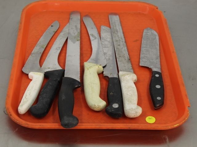 lot 161 image: Knife Lot
