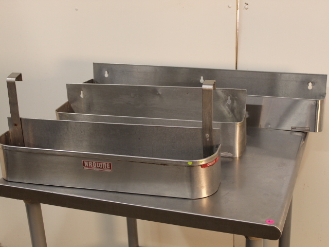 lot 215 image: Liquor Speed Rails