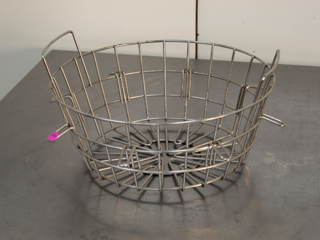 lot 221 image: Egg Collection Basket
