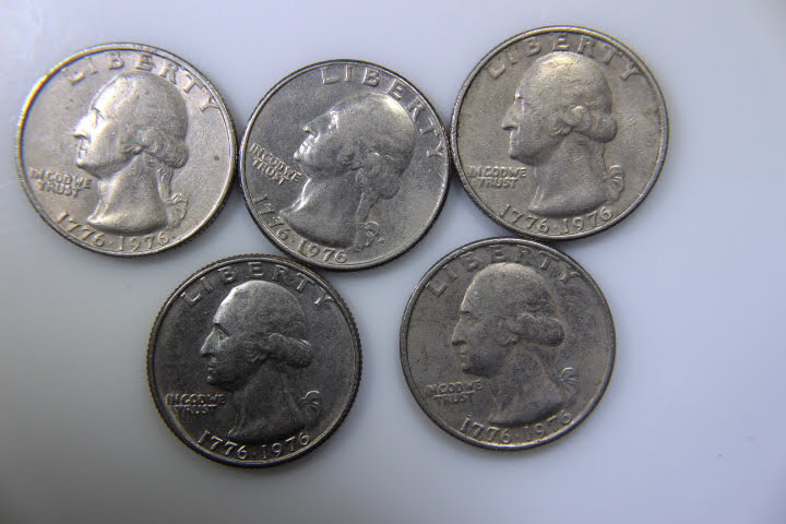 lot 102 image: Bicentennial 1976 Quarters