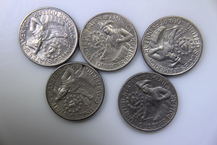 lot 103 image: Bicentennial 1976 Quarters