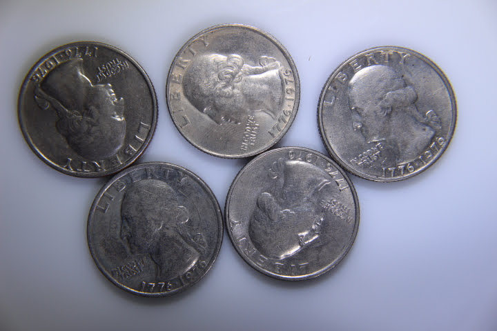 lot 106 image: Bicentennial 1976 Quarters