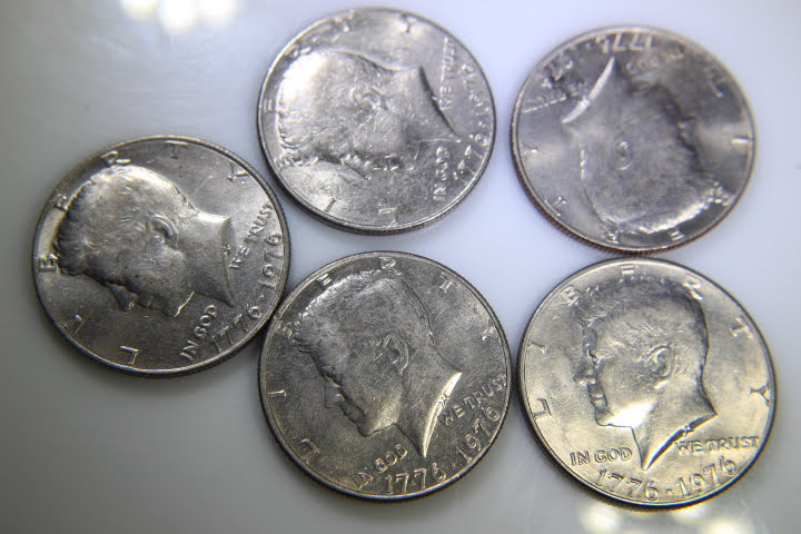 lot 120 image: 5 1976 Bicentennial Half Dollar 50 cents