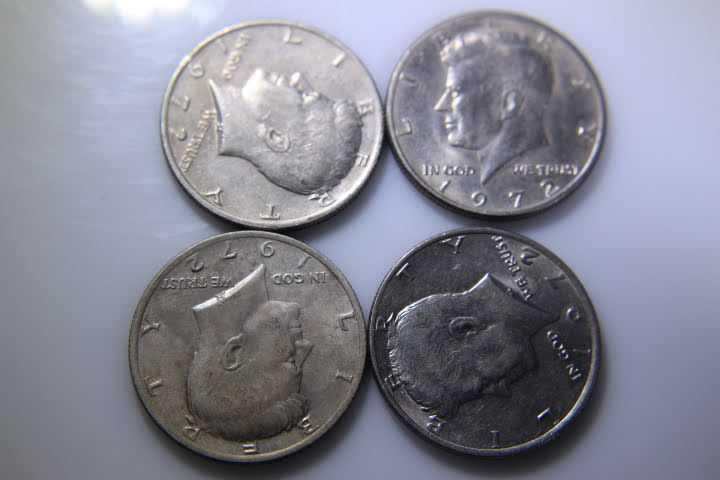 lot 124 image: 4 1976 Bicentennial Half Dollar 50 cents