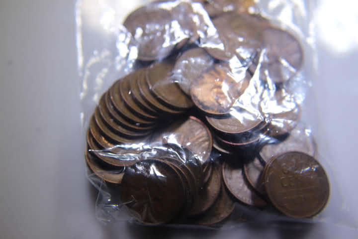 lot 155 image: 1 Roll of Wheat Pennies