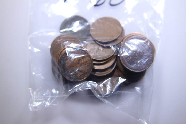 lot 160 image: 25- 1930s Wheat Pennies