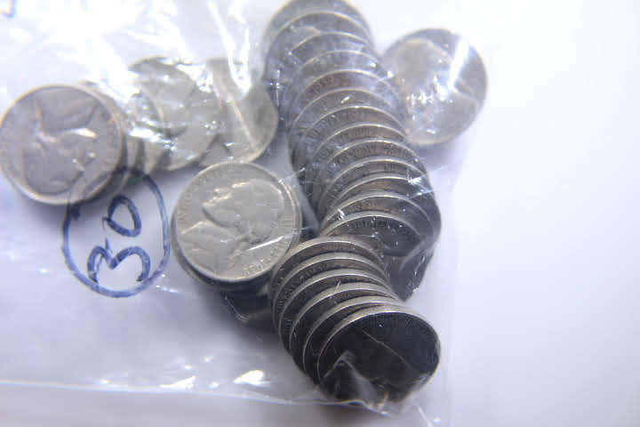 lot 186 image: 30- 1930s Jefferson Nickels