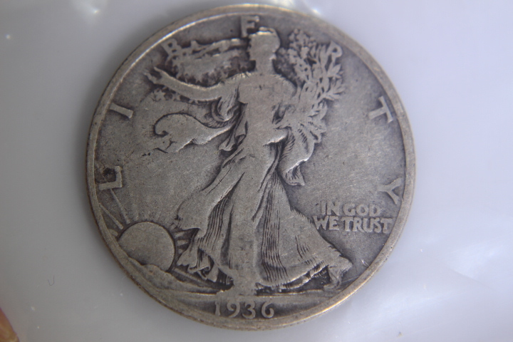lot 17 image: 1- 1935 Walking Liberty Half Dollar - 50C