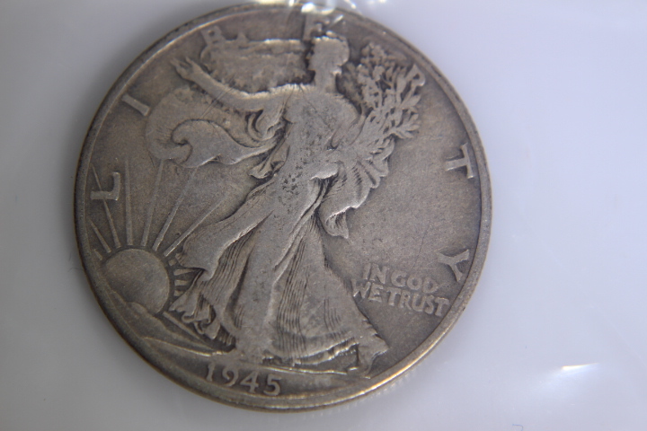 lot 26 image: 1- 1945 Walking Liberty Half Dollar - 50C