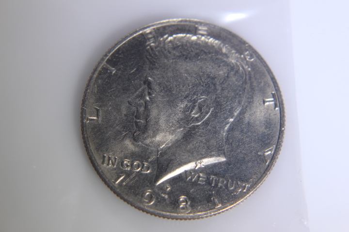 lot 39 image: 1- 1981 D Kennedy Half Dollar 50C