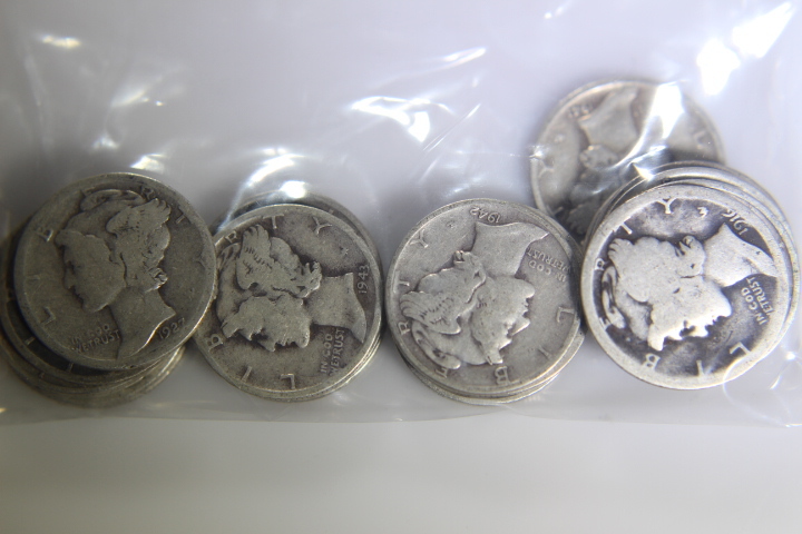 lot 47 image: Mercury Dimes 10C - (22) Various Dates