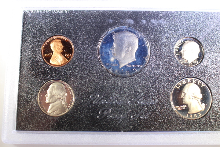 lot 72 image: 1983 US Proof Set