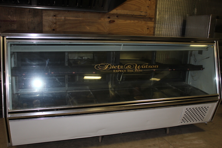 lot 15 image: Deli Case
