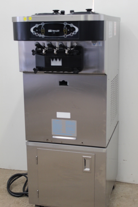 lot 19 image: Soft Serve Ice Cream  Frozen Yogurt Machine by TAYLOR