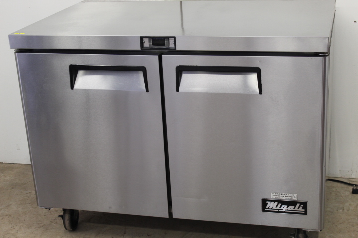 lot 35 image: Undercounter  worktop FREEZER