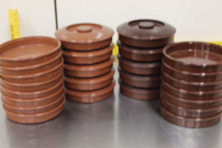 lot 124 image: Tortilla Server Lot