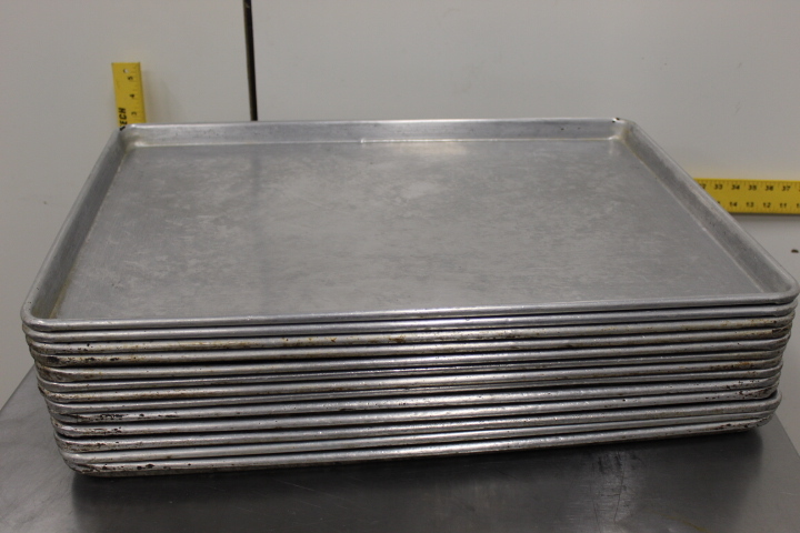 lot 130 image: Sheet Pans