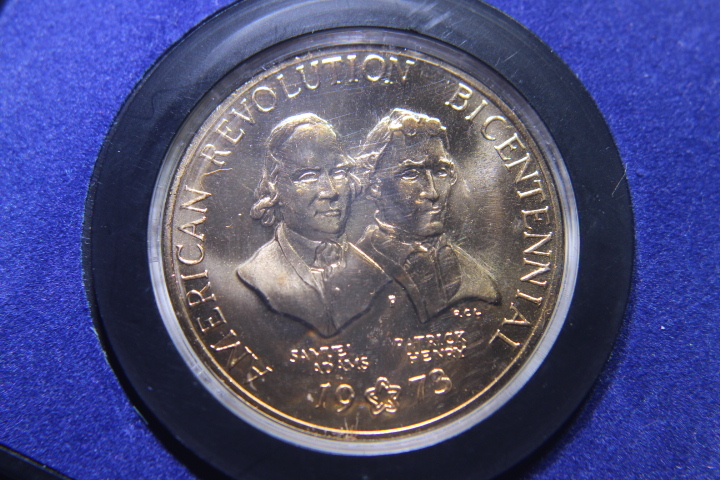 lot 100 image: AMERICAN REVOLUTION- BICENTENNIAL TOKEN 115