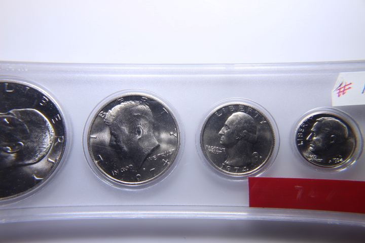 lot 105 image: 1974 D YEAR SET  121